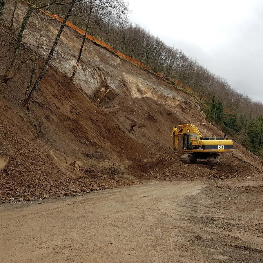Ripristino e consolidamento della scarpata a monte della S.P. ex SS19