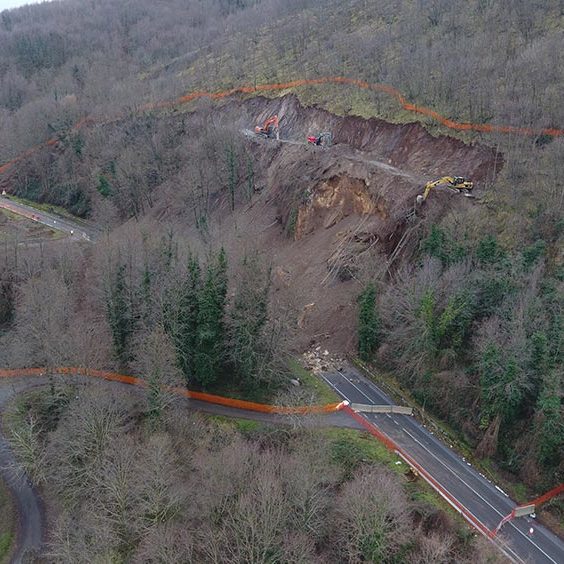 Ripristino e consolidamento della scarpata a monte della S.P. ex SS19
