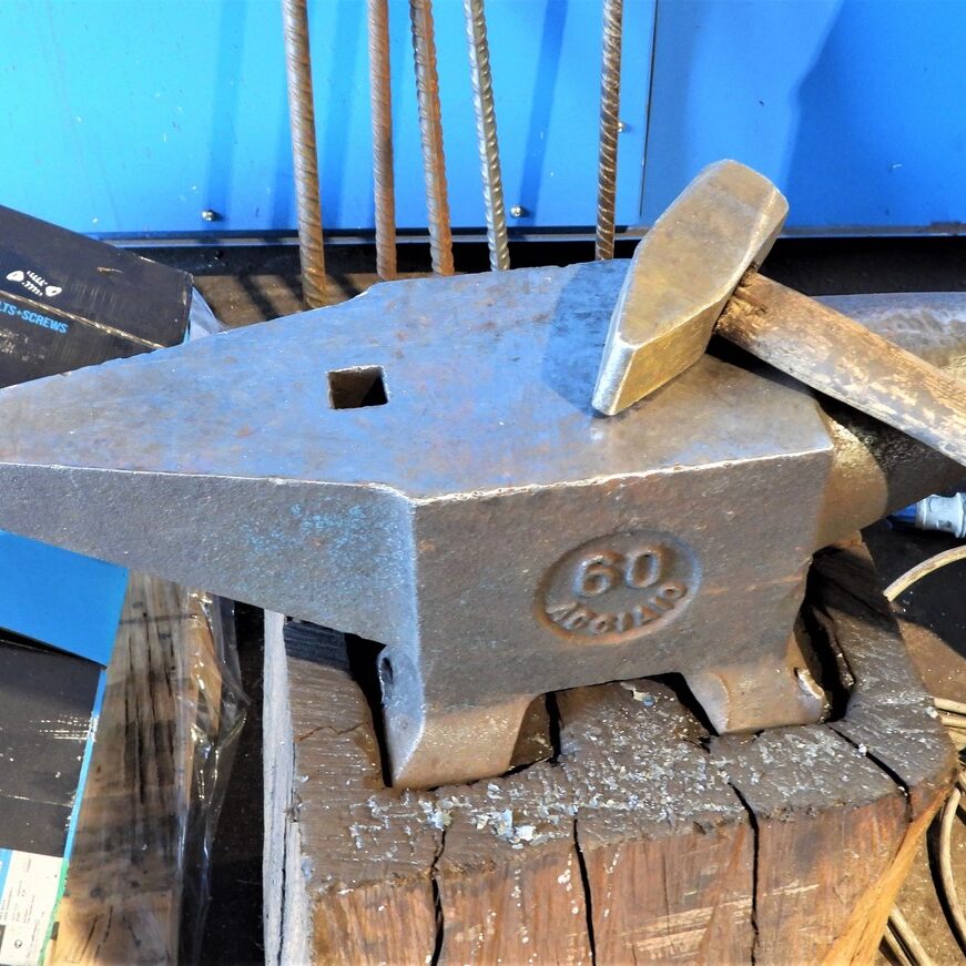 Campo Base Geovertical - lavorazione delle varie componenti