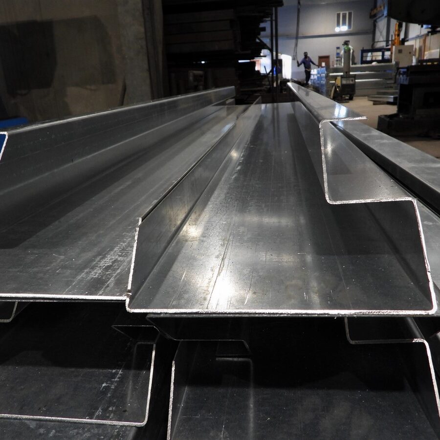 Campo Base Geovertical - taglio delle varie componenti