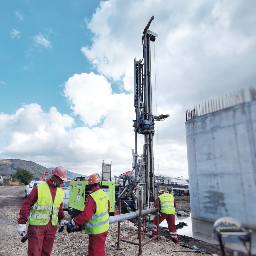 Cantiere CFT Caserta - Carotaggi su opere in c.a.