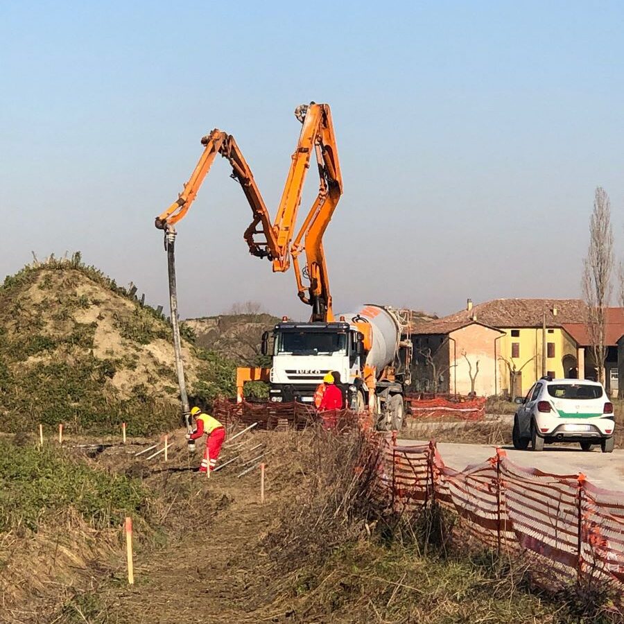 Lavori su raccordo A15 - A22